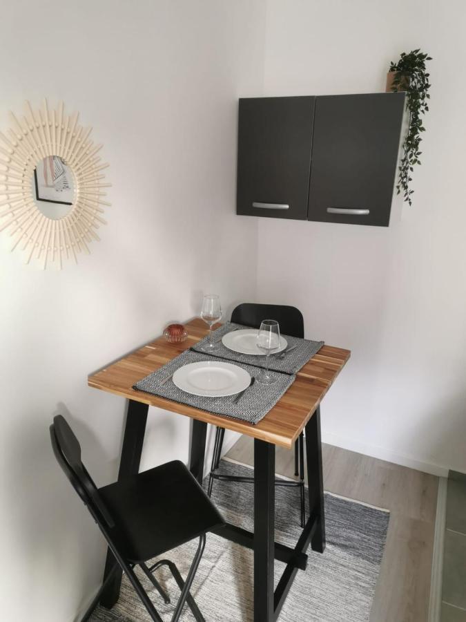 Studio Cosy Et Renove A 2 Pas Gare Reims Centre - Rue Apartment Exterior photo