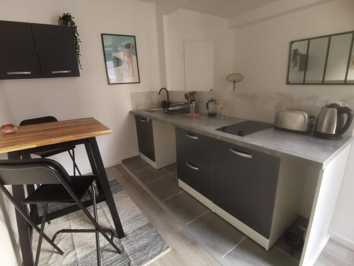 Studio Cosy Et Renove A 2 Pas Gare Reims Centre - Rue Apartment Exterior photo